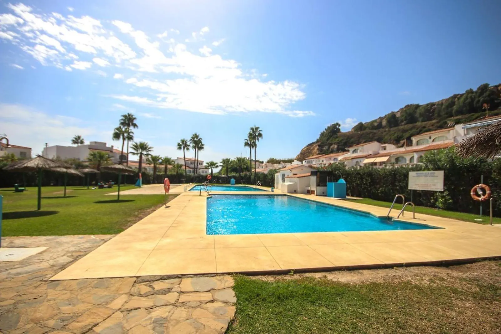 מנילבה Maison Acces Direct A La Mer 0*,  ספרד